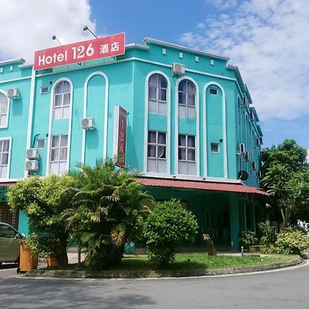 Hotel 126 Sepang Bagian luar foto