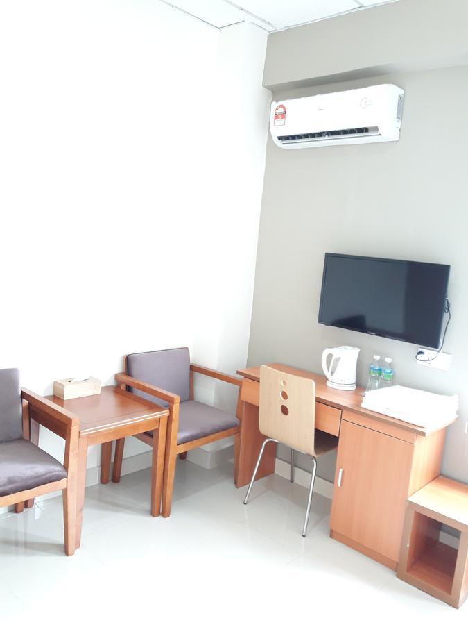 Hotel 126 Sepang Bagian luar foto