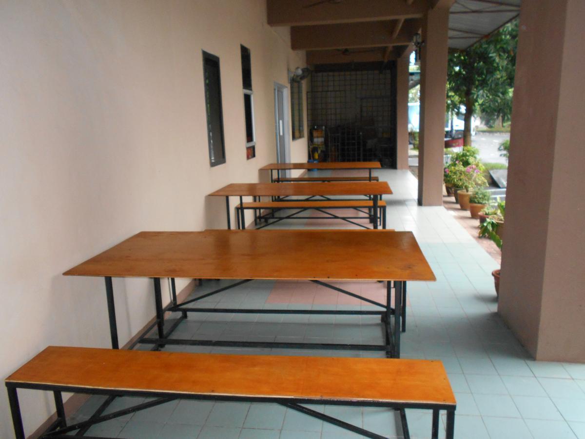 Hotel 126 Sepang Bagian luar foto