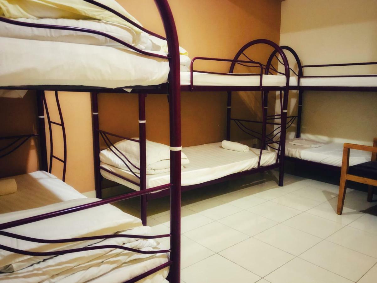Hotel 126 Sepang Bagian luar foto