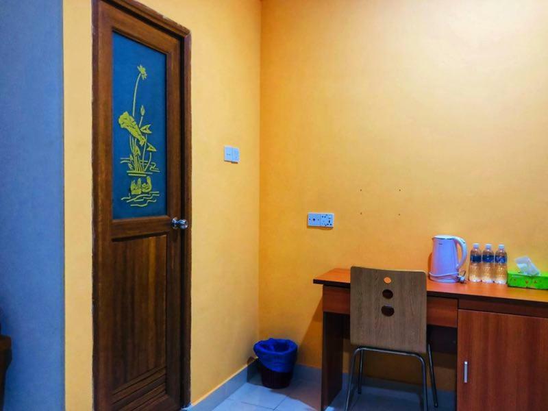 Hotel 126 Sepang Bagian luar foto