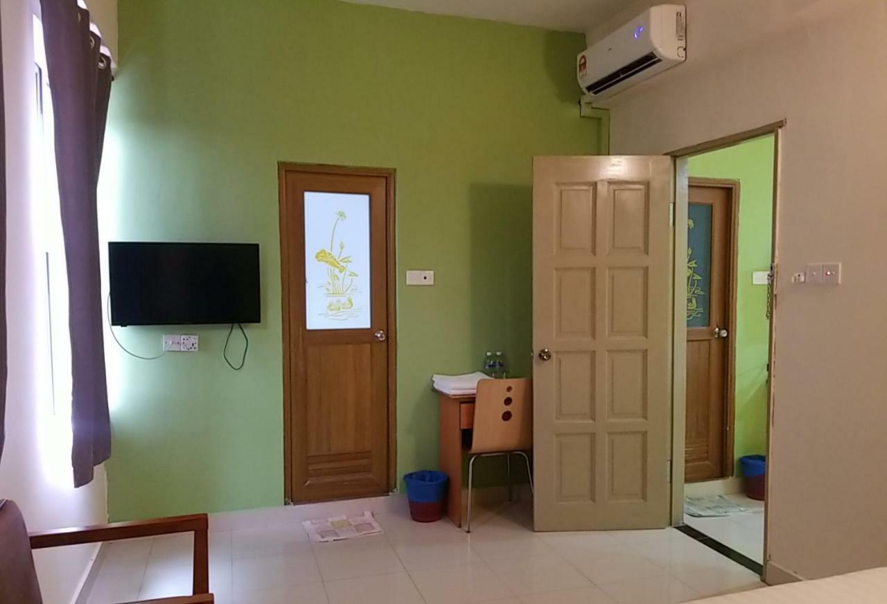 Hotel 126 Sepang Bagian luar foto