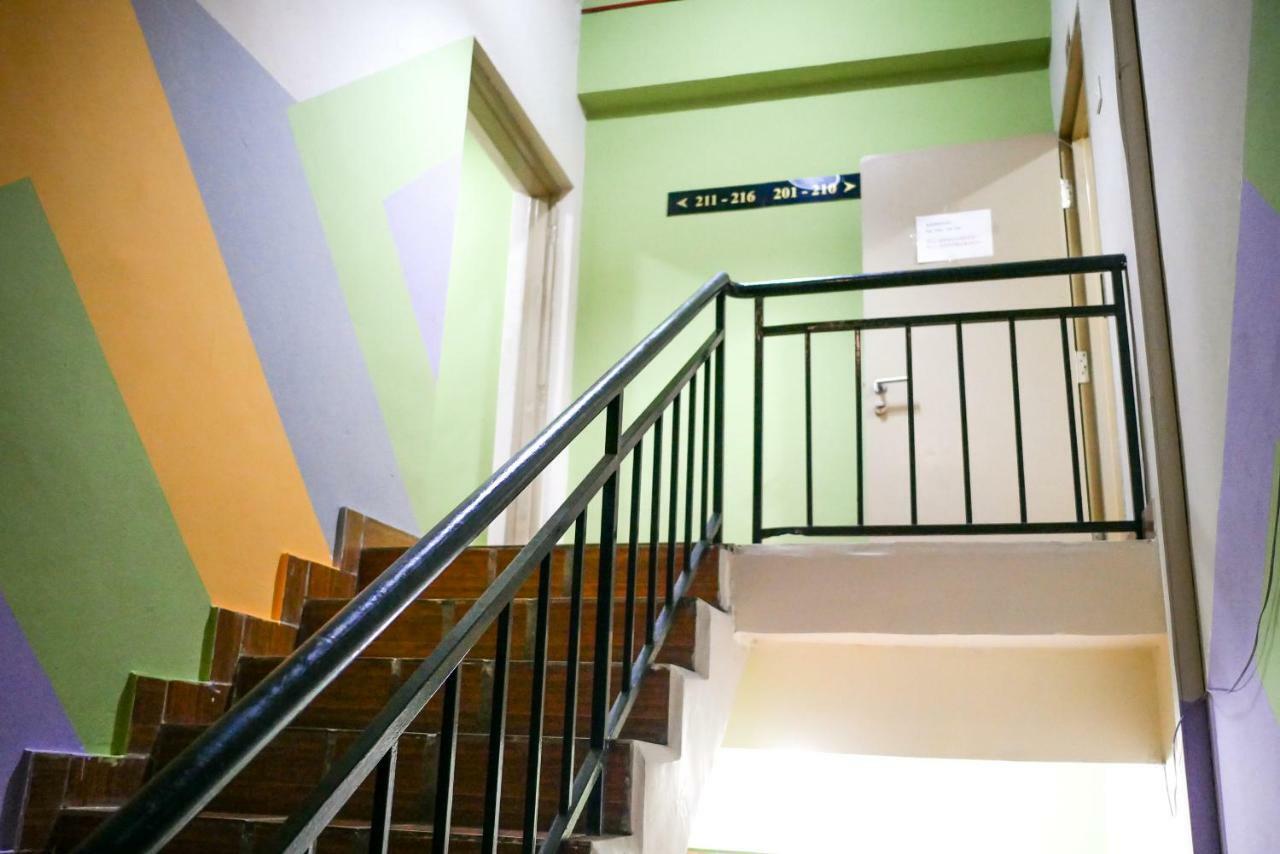 Hotel 126 Sepang Bagian luar foto